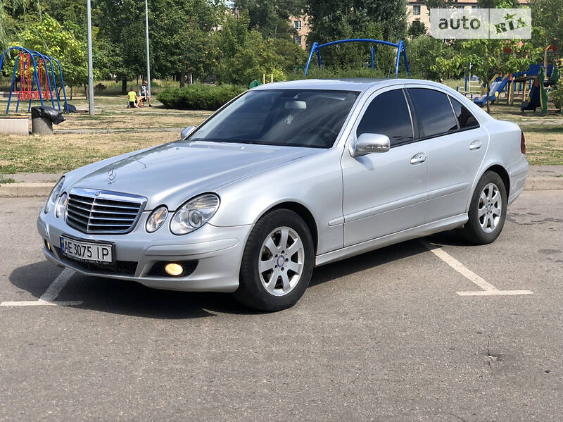 Mercedes-Benz E-Class 2008