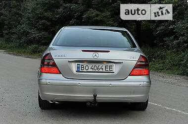 Седан Mercedes-Benz E-Class 2002 в Тернополе