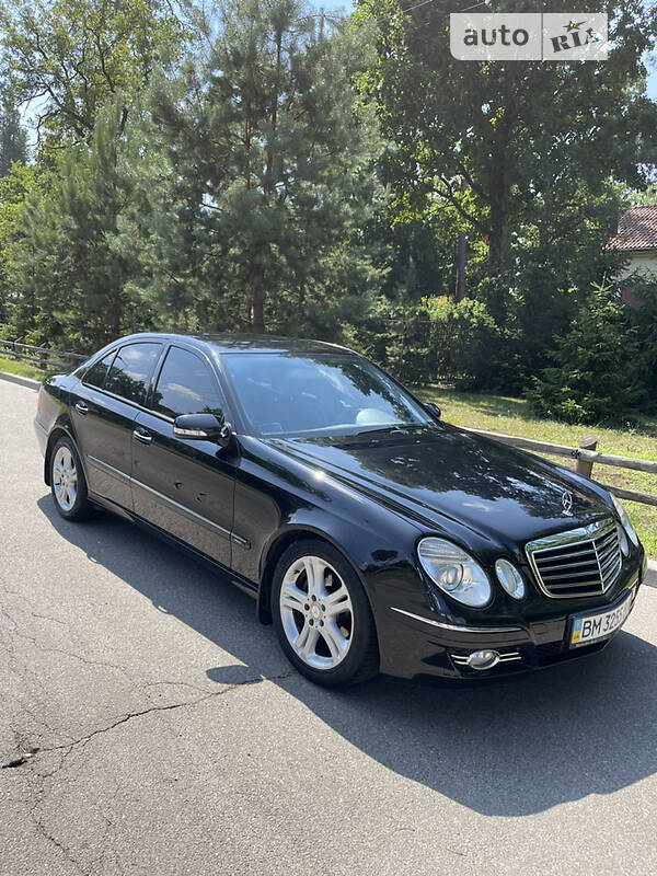 Седан Mercedes-Benz E-Class 2008 в Киеве