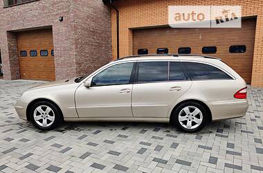 Универсал Mercedes-Benz E-Class 2003 в 
