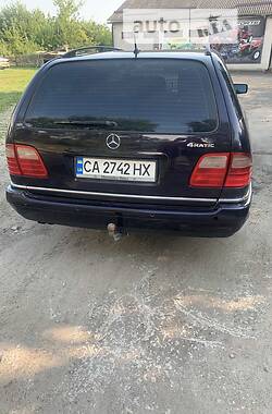 Универсал Mercedes-Benz E-Class 1998 в Каневе