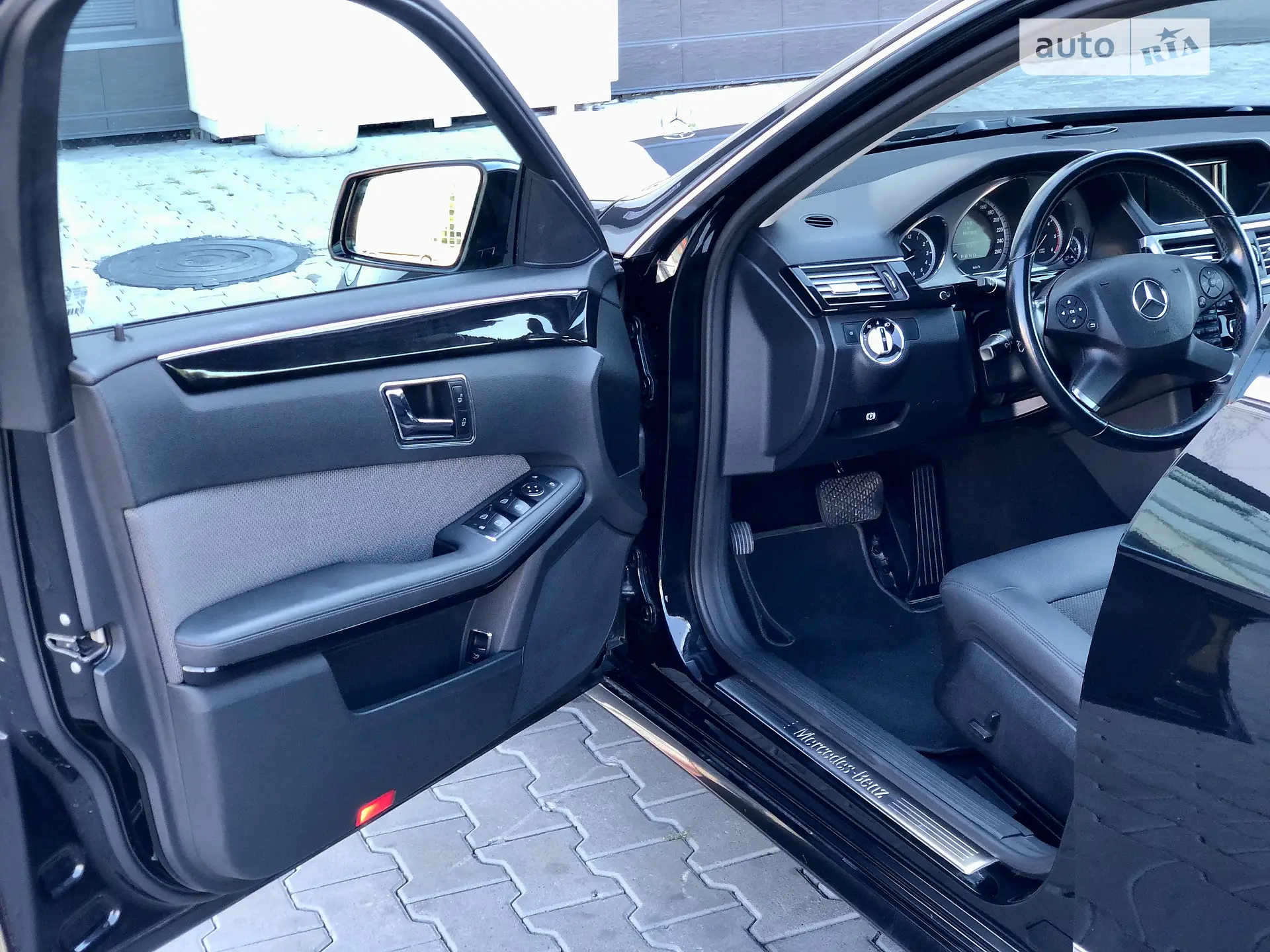 2010 Mercedes-Benz E-klasse - мініатюра 6