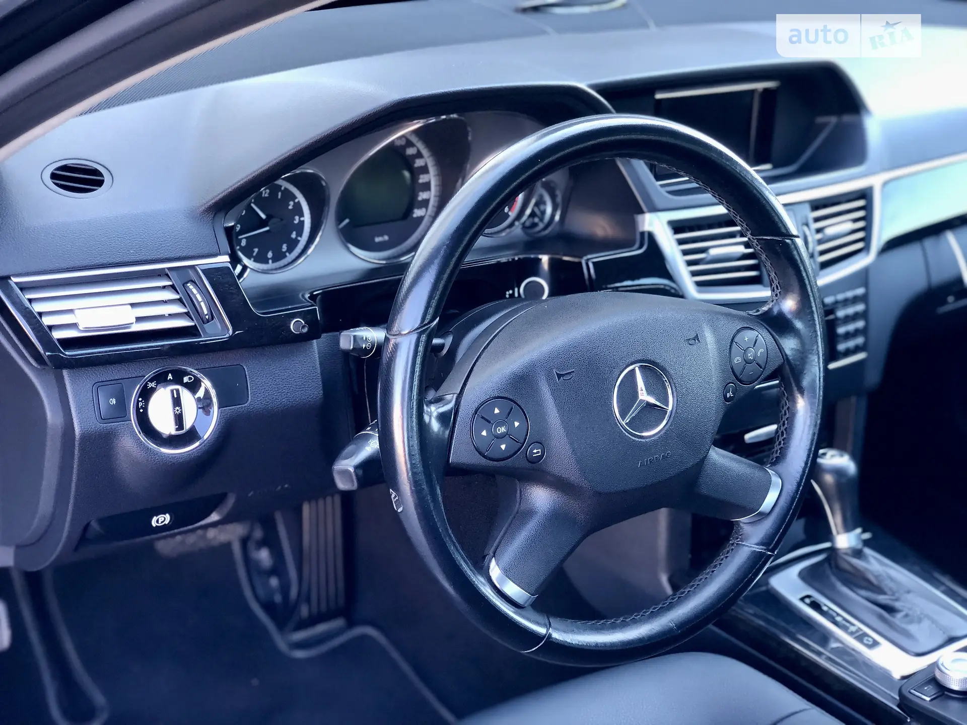 2010 Mercedes-Benz E-klasse - мініатюра 5