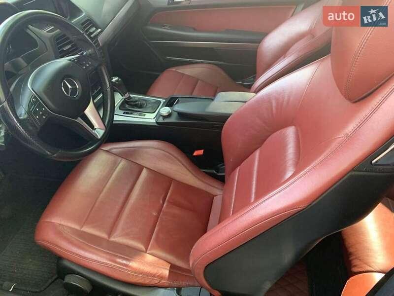 Купе Mercedes-Benz E-Class 2011 в Львові