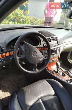 Универсал Mercedes-Benz E-Class 2004 в 