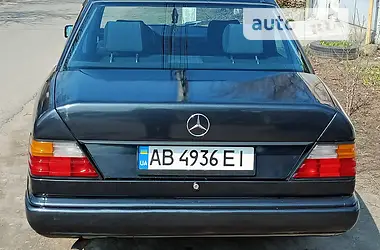 Mercedes-Benz E-Class 1986