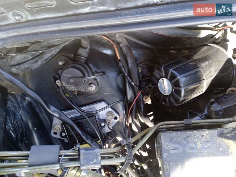 Седан Mercedes-Benz E-Class 1992 в Городку фото 6 Седан Mercedes-Benz E-Class 1992 в Городку