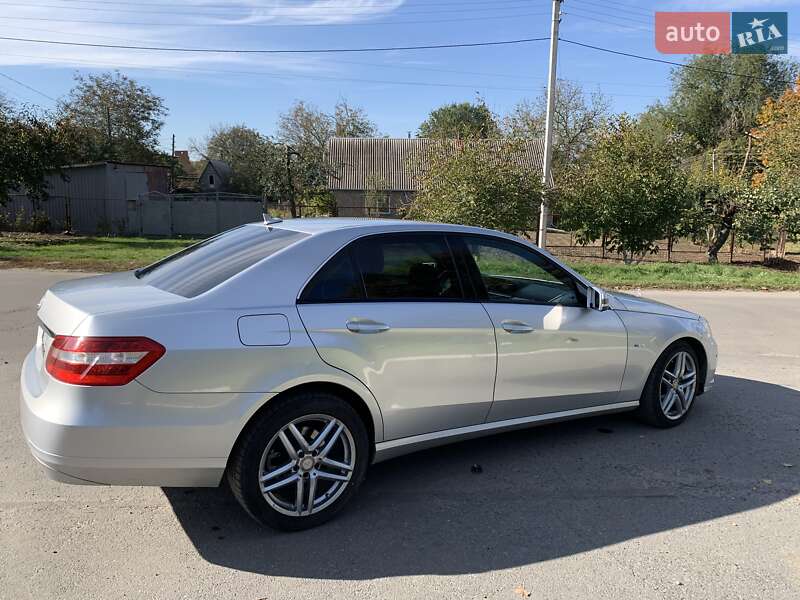 Седан Mercedes-Benz E-Class 2009 в Ватутіному
