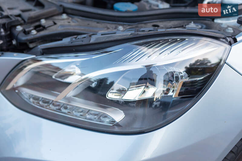 Универсал Mercedes-Benz E-Class 2014 в Одессе