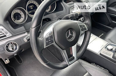 Купе Mercedes-Benz E-Class 2013 в Києві