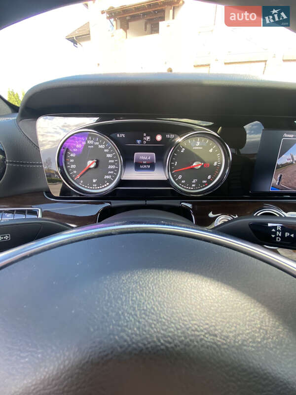 Седан Mercedes-Benz E-Class 2016 в Львове