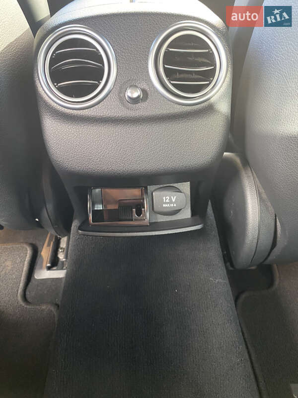 Седан Mercedes-Benz E-Class 2016 в Львове