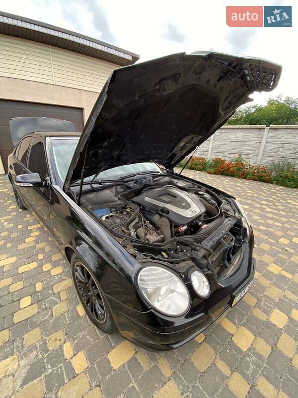 Седан Mercedes-Benz E-Class 2006 в Києві