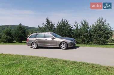 Универсал Mercedes-Benz E-Class 2011 в Ивано-Франковске