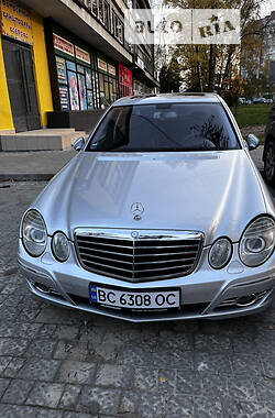 Седан Mercedes-Benz E-Class 2007 в 