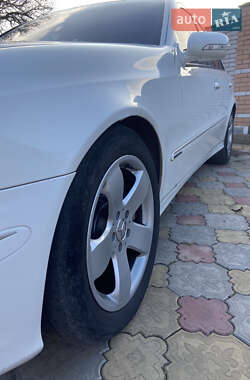 Седан Mercedes-Benz E-Class 2008 в 