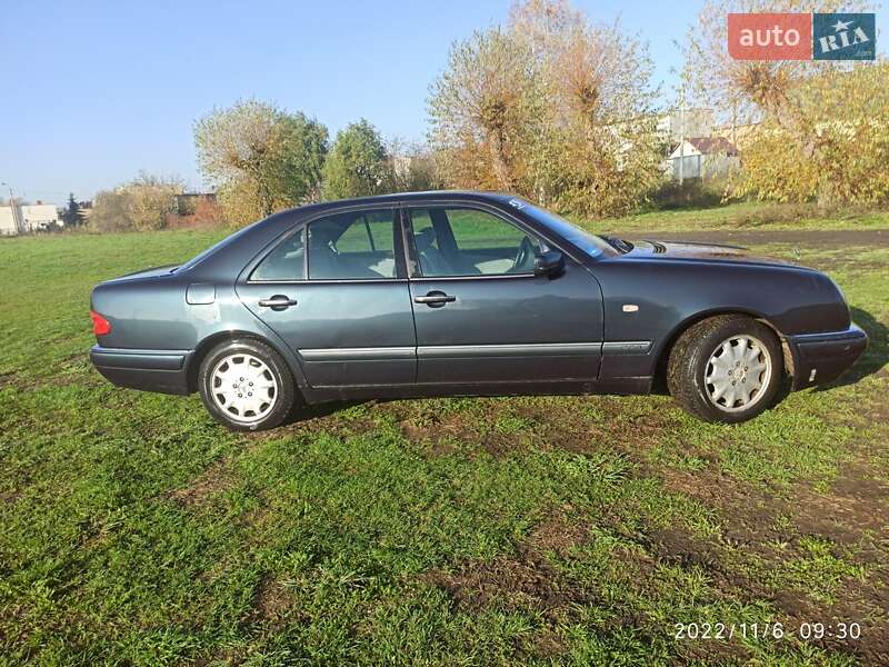 Седан Mercedes-Benz E-Class 1997 в Полтаве фото 7 Седан Mercedes-Benz E-Class 1997 в Полтаве