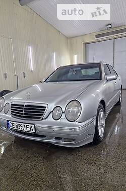 Седан Mercedes-Benz E-Class 2000 в Черновцах