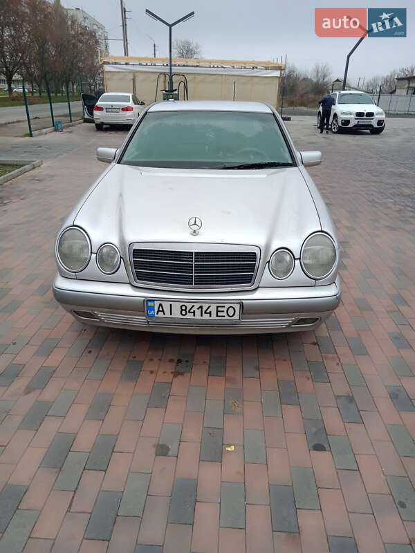 Mercedes-Benz E-Class 1998