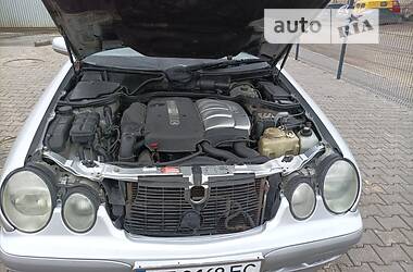 Универсал Mercedes-Benz E-Class 2001 в Черновцах