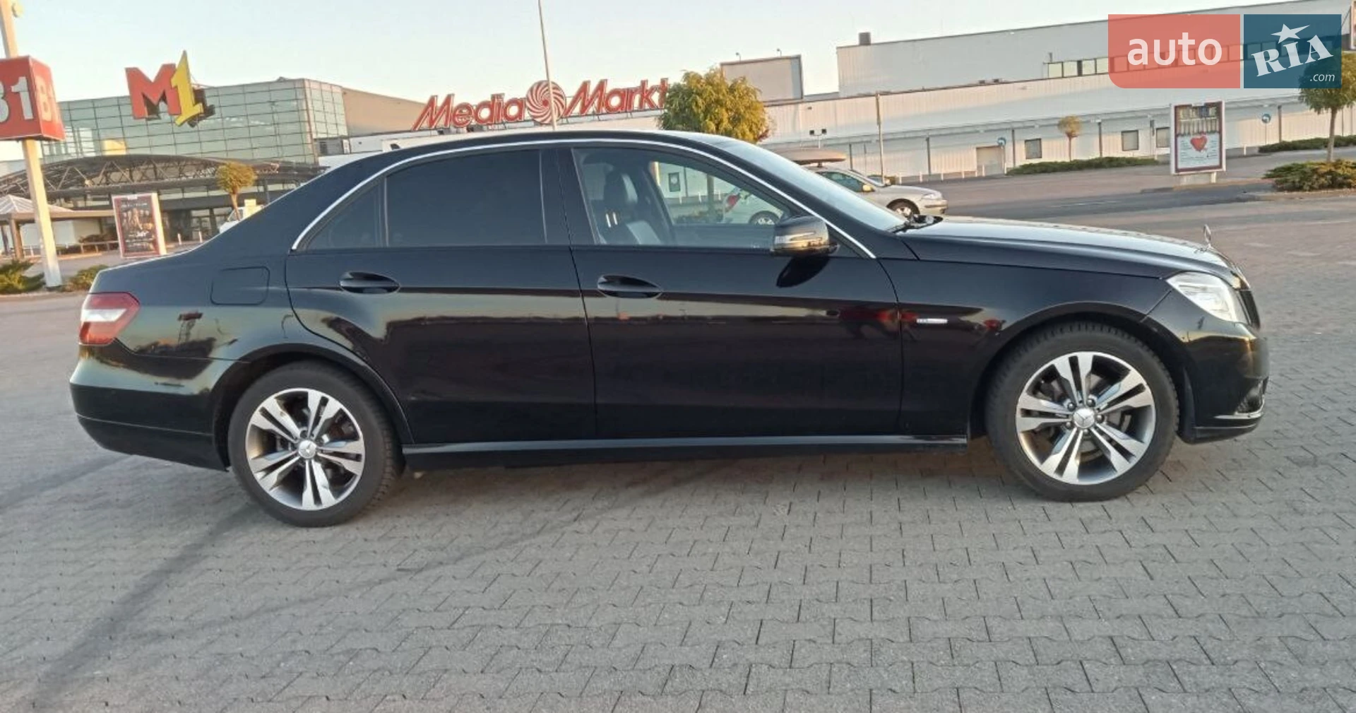 2011 Mercedes-Benz E-klasse - мініатюра 3