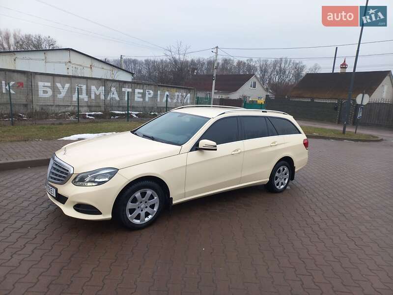 Универсал Mercedes-Benz E-Class 2013 в Житомире