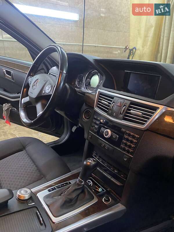 Універсал Mercedes-Benz E-Class 2010 в Олександрії