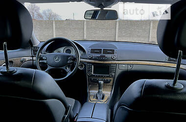 Седан Mercedes-Benz E-Class 2006 в Львове