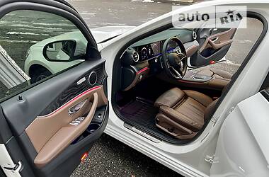 Седан Mercedes-Benz E-Class 2021 в 