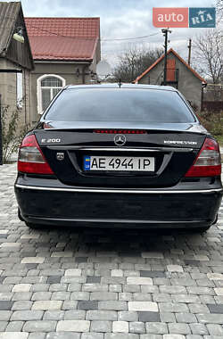 Седан Mercedes-Benz E-Class 2008 в Днепре