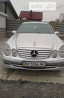 Седан Mercedes-Benz E-Class 2003 в Кам'янець-Подільському