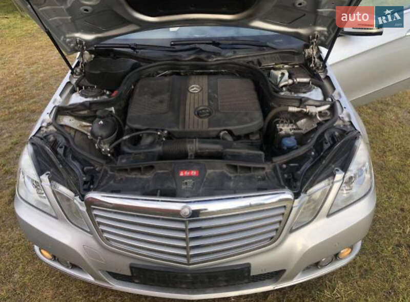 Седан Mercedes-Benz E-Class 2010 в Ковелі