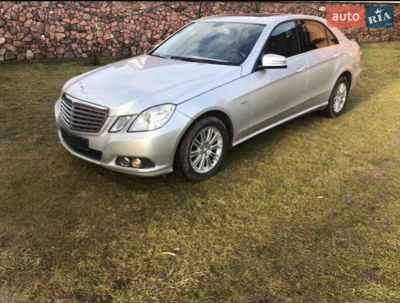 Седан Mercedes-Benz E-Class 2010 в Ковеле