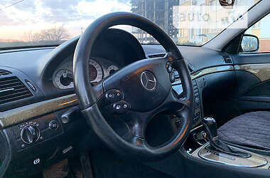 Седан Mercedes-Benz E-Class 2006 в Одессе