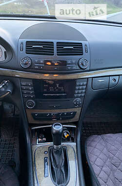 Седан Mercedes-Benz E-Class 2006 в Одессе