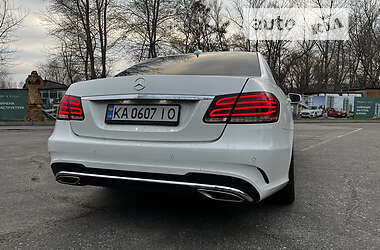 Седан Mercedes-Benz E-Class 2013 в Днепре