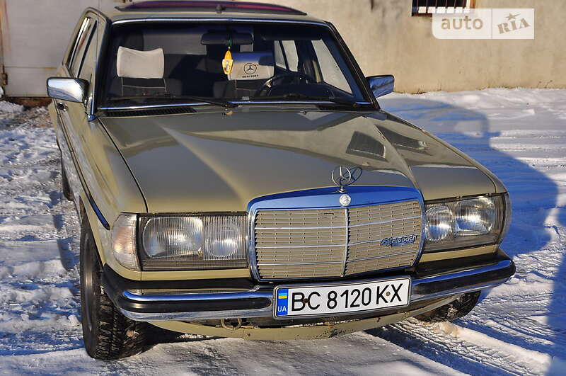 Mercedes-Benz E-Class 1985