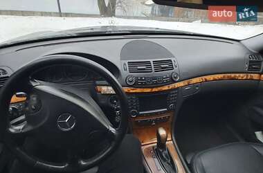 Седан Mercedes-Benz E-Class 2005 в Киеве