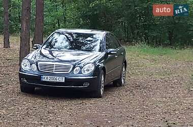 Седан Mercedes-Benz E-Class 2005 в Киеве