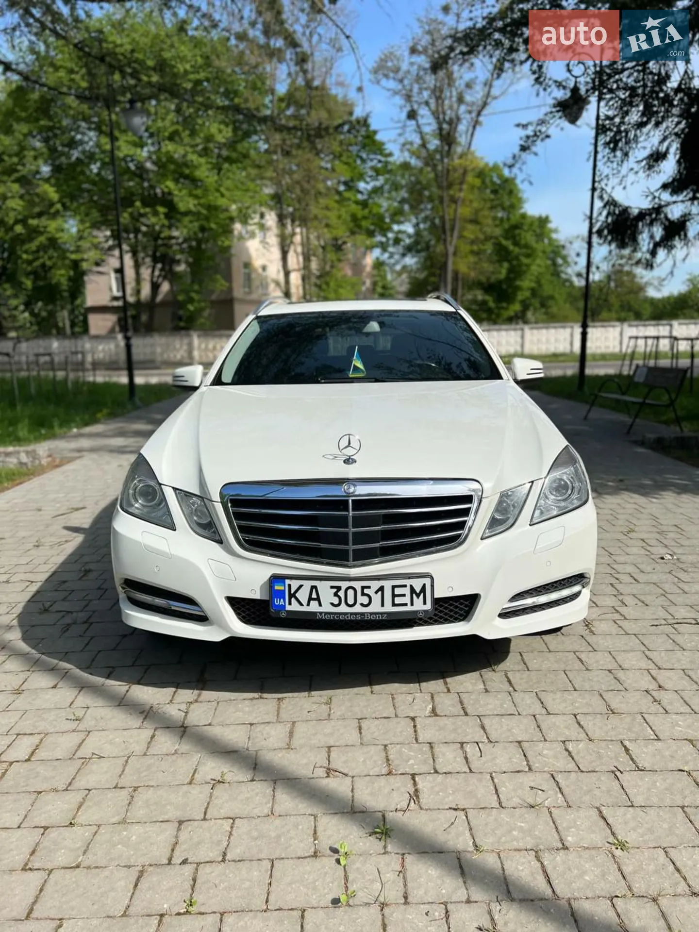 2011 Mercedes-Benz E-klasse - мініатюра 3