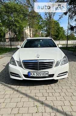 Універсал Mercedes-Benz E-Class 2011 в Бродах