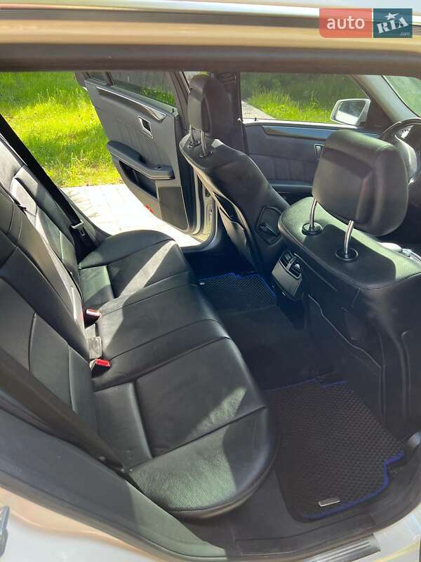 Універсал Mercedes-Benz E-Class 2011 в Бродах