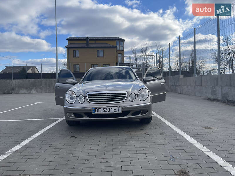Седан Mercedes-Benz E-Class 2004 в Первомайске