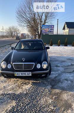 Седан Mercedes-Benz E-Class 2001 в Хусте