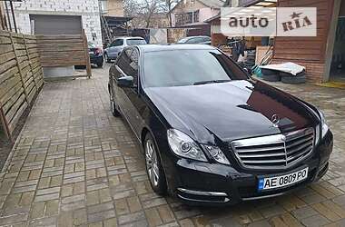 Седан Mercedes-Benz E-Class 2011 в 