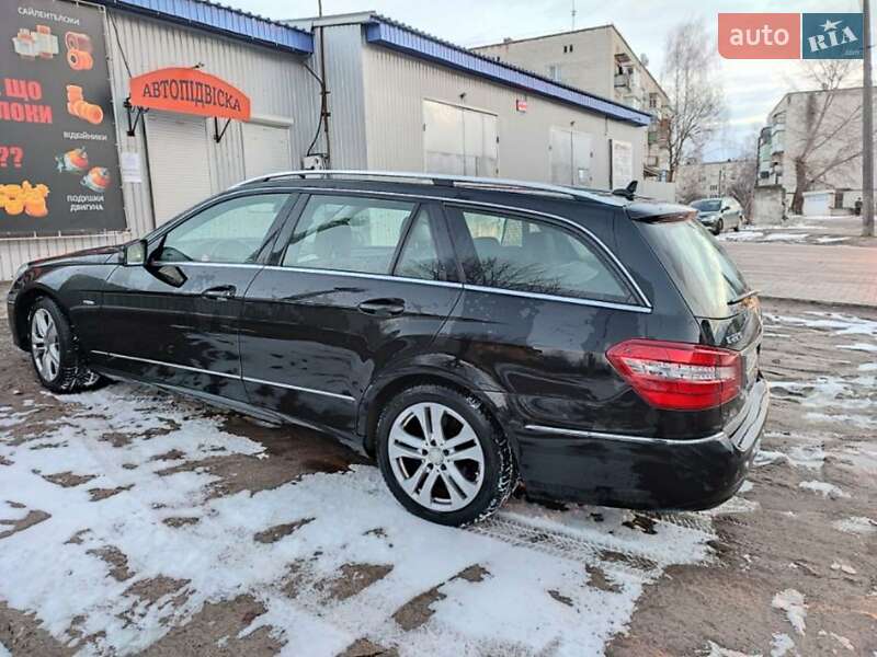 Універсал Mercedes-Benz E-Class 2011 в Шостці