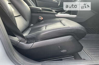 Универсал Mercedes-Benz E-Class 2011 в 