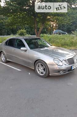 Седан Mercedes-Benz E-Class 2006 в Ивано-Франковске