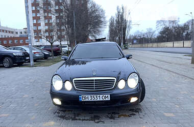 Седан Mercedes-Benz E-Class 2002 в Одесі