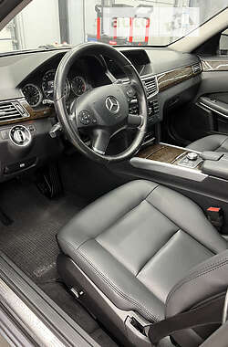 Седан Mercedes-Benz E-Class 2012 в 